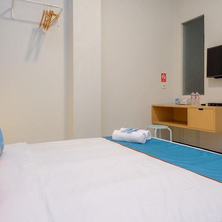 Sans Hotel Good Wish Semarang Jomblang Exterior photo