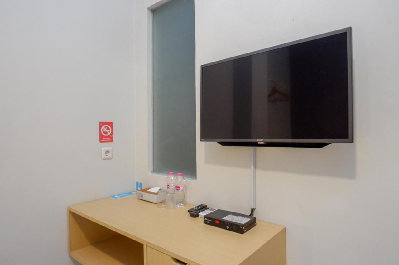 Sans Hotel Good Wish Semarang Jomblang Exterior photo