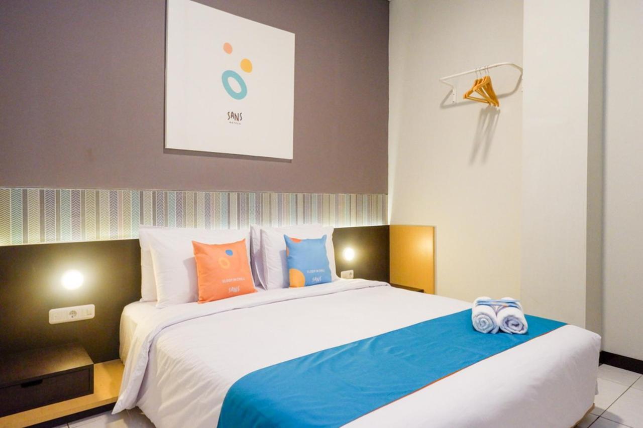 Sans Hotel Good Wish Semarang Jomblang Exterior photo