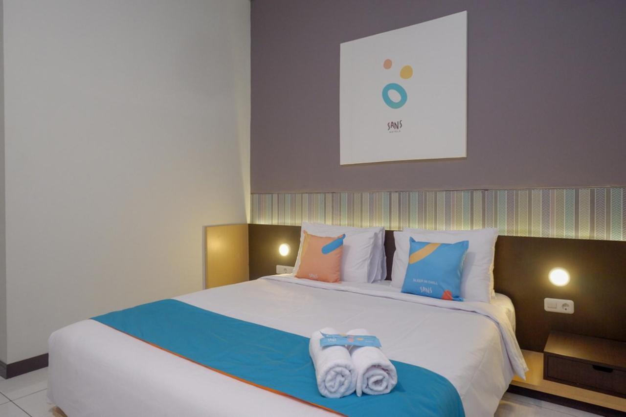 Sans Hotel Good Wish Semarang Jomblang Exterior photo